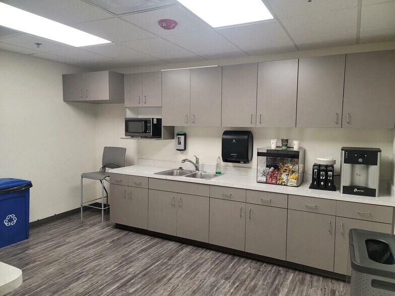 More Photos Of 1108 W Gila Bend Hwy, Casa Grande Manufacturing For Lease