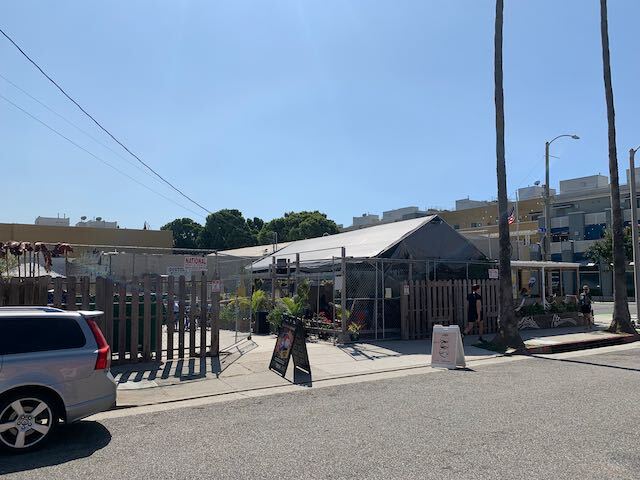 More Photos Of 2003-2011 Main St, Santa Monica Freestanding For Sale