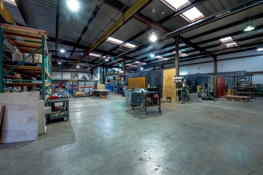More Photos Of 1000 Sequoyah Rd, Soddy Daisy Manufacturing For Lease