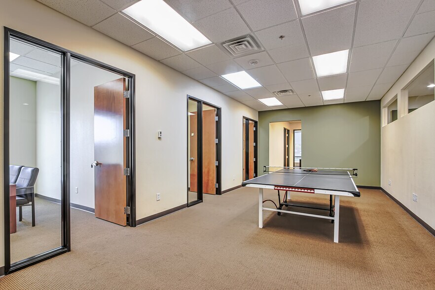 More Photos Of 7220 S Cimarron Rd, Las Vegas Medical For Sale