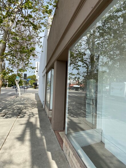 More Photos Of 7366-7386 Beverly Blvd, Los Angeles Storefront Retail Office For Lease