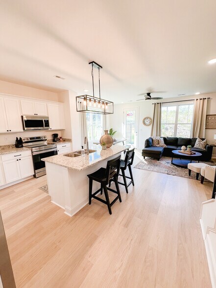 More Photos Of 8407-8456 Whisper Ln, Powell Apartments For Sale