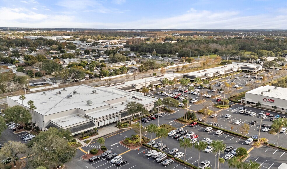 More Photos Of 5575 S Semoran Blvd, Orlando Unknown For Lease
