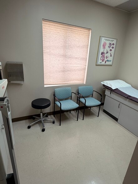 More Photos Of 7364 Stonerock Cir, Orlando Medical For Lease