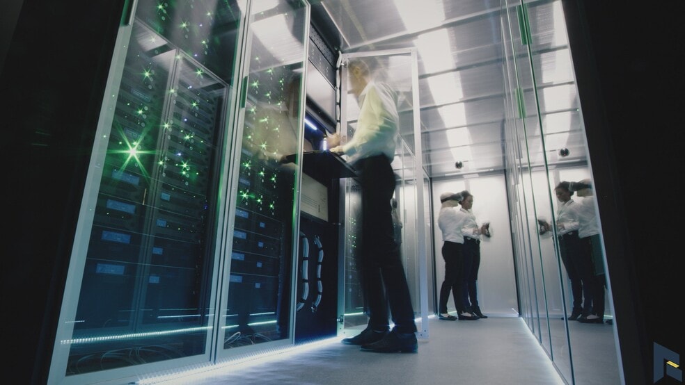 Primary Photo Of 7 SW 1st Ave SW, Rochester Hotel For Lease