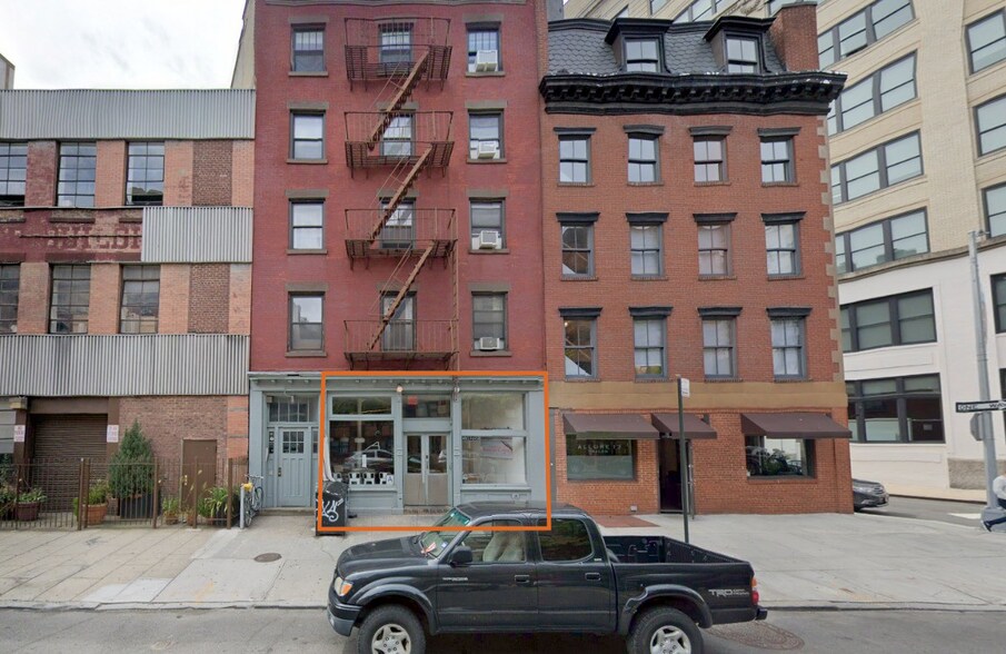 More Photos Of 306 W 13th St, New York Apartments For Sale