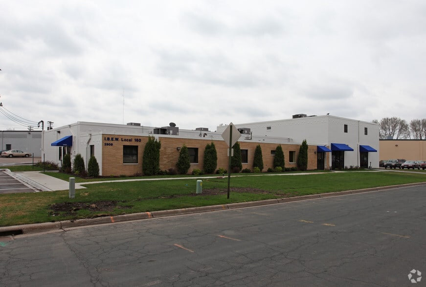 More Photos Of 2909 S Anthony Ln, Saint Anthony Office For Sale