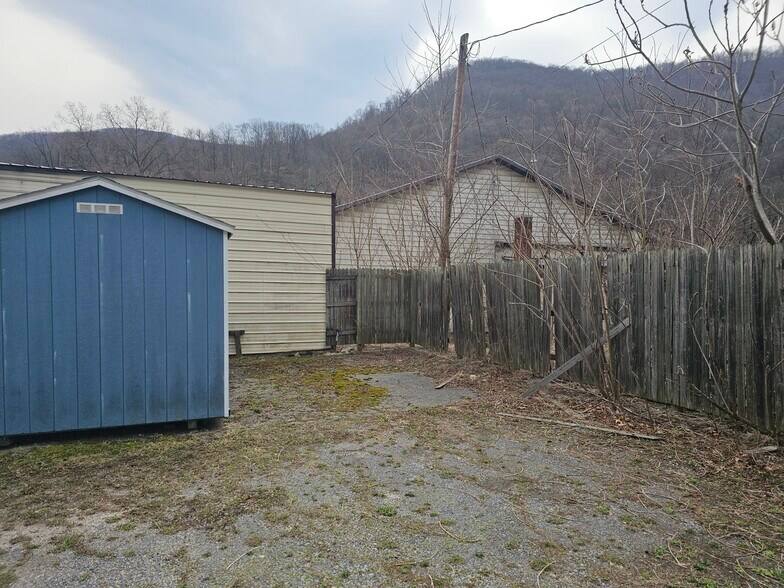 More Photos Of 24503 River rd, Westernport Flex For Sale