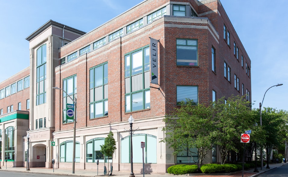 More Photos Of 212 Elm St, Somerville Office For Lease
