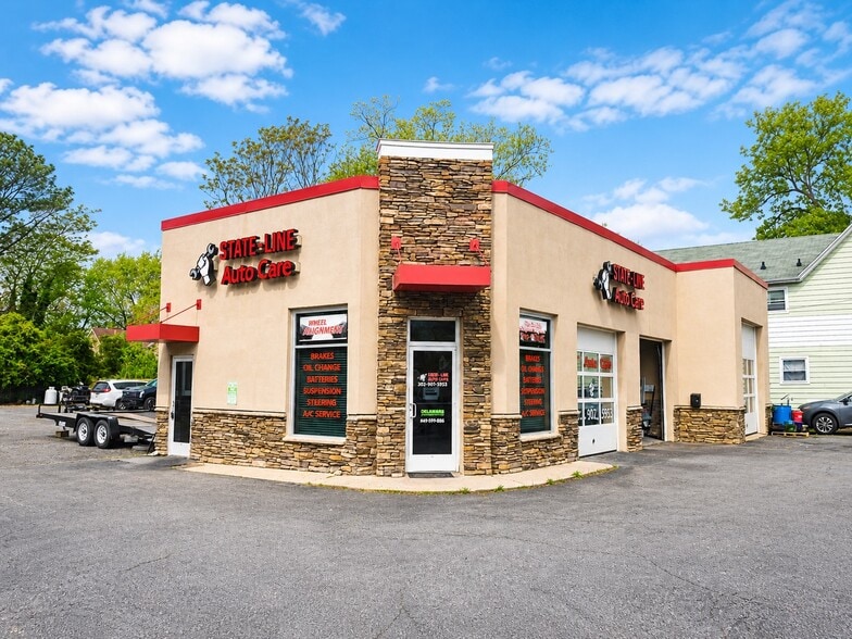 Primary Photo Of 1 N Bi State Blvd, Delmar Auto Repair For Lease
