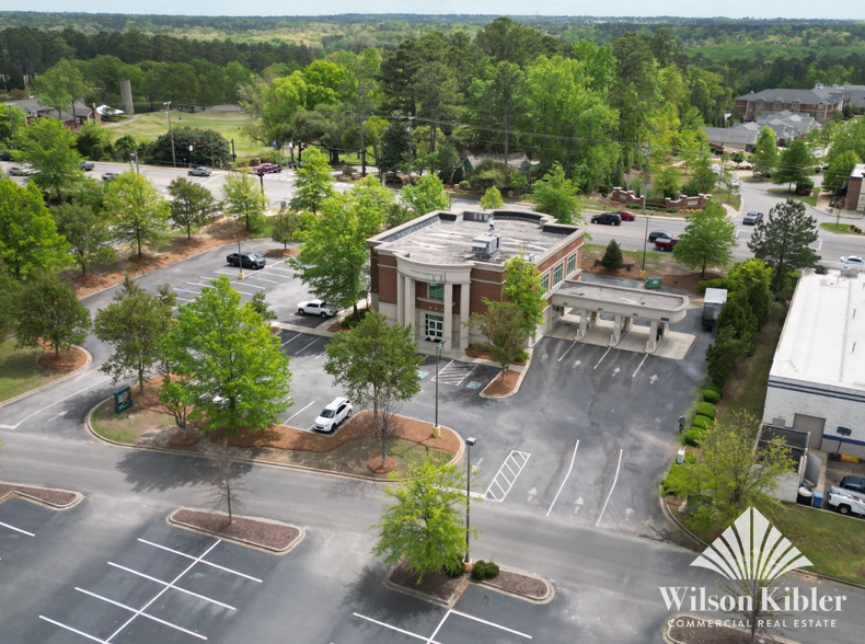 Primary Photo Of 5446 Sunset Blvd, Lexington Bank For Lease