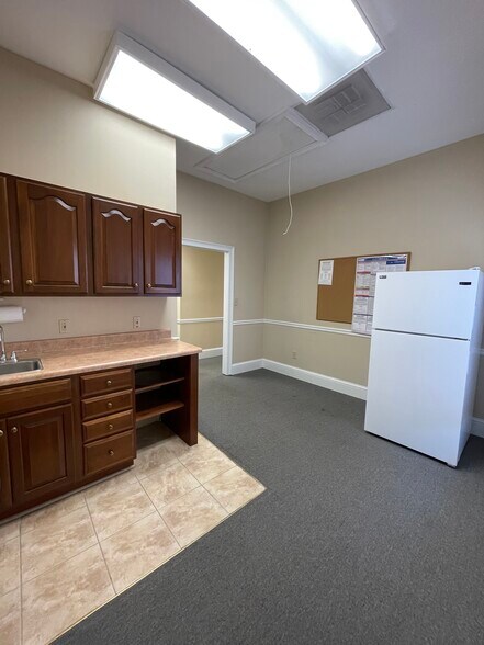 More Photos Of 6298 Baker Ct, Norcross Office For Lease