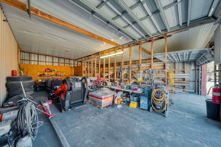 More Photos Of 946 Shadick Dr, Orange City Warehouse For Lease