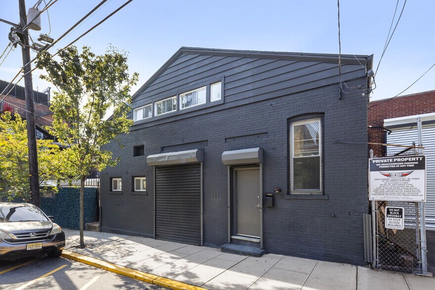 More Photos Of 109-111 35th St, Union City Warehouse For Lease