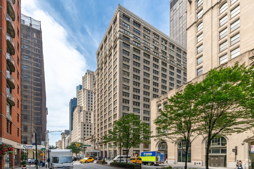 More Photos Of 360 Park Ave S, New York Office For Lease