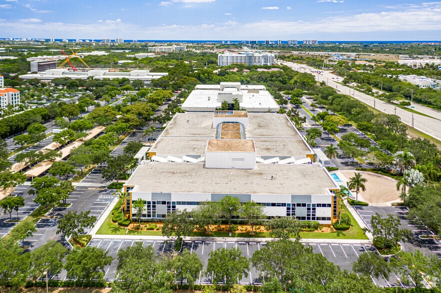 More Photos Of 951 Yamato Rd, Boca Raton Medical For Lease