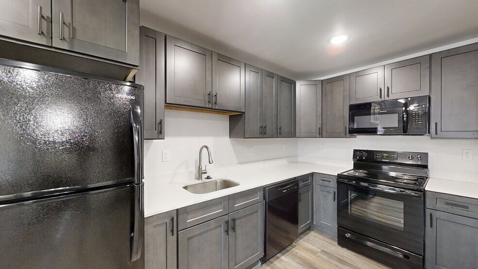 More Photos Of 350 E St, Idaho Falls Apartments For Sale