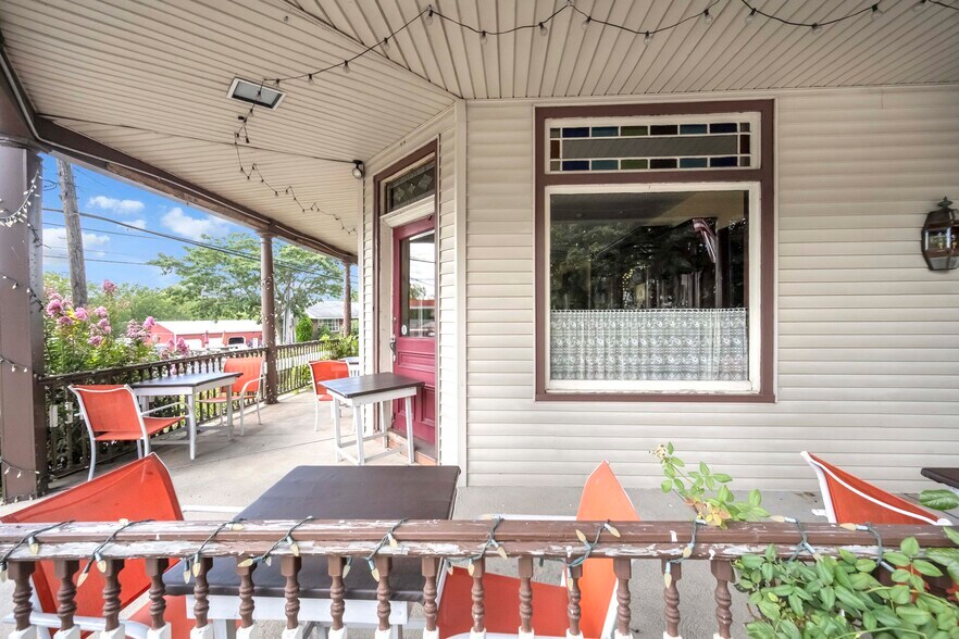 More Photos Of 5881 Sullivan Trl, Nazareth General Retail For Sale