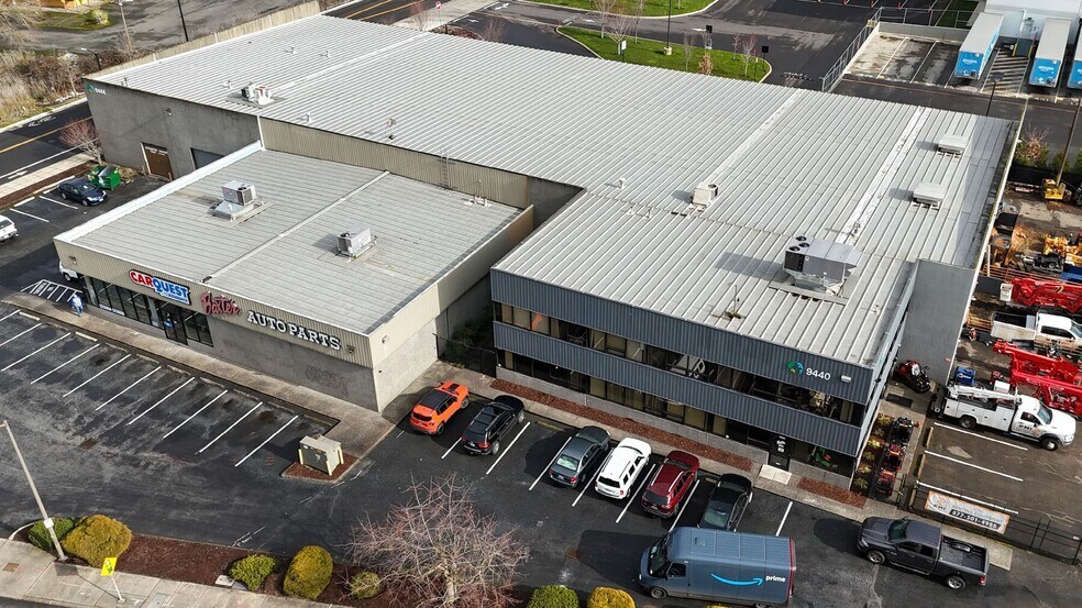 More Photos Of 9444 N Whitaker Rd, Portland Light Distribution For Lease