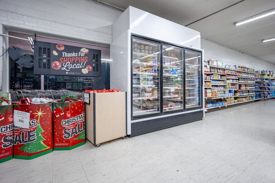 More Photos Of 1012 6th St, Maysville Supermarket For Sale