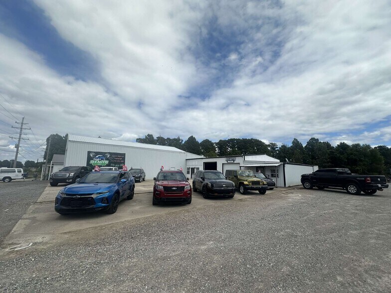 More Photos Of 210 State Highway J, Hayti Auto Dealership For Sale