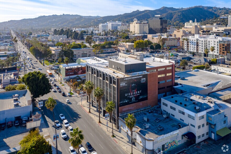 More Photos Of 6725 W Sunset Blvd, Los Angeles Office For Lease