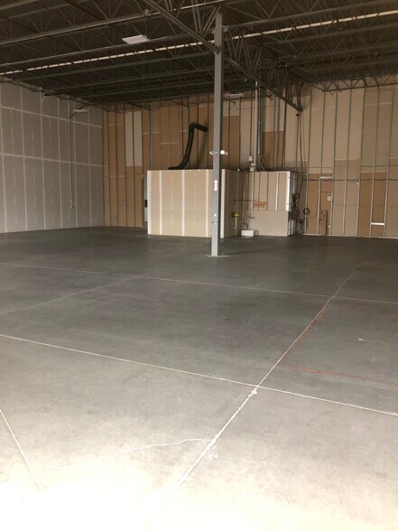 More Photos Of 10051 Simonson Rd, Harrison Showroom For Lease