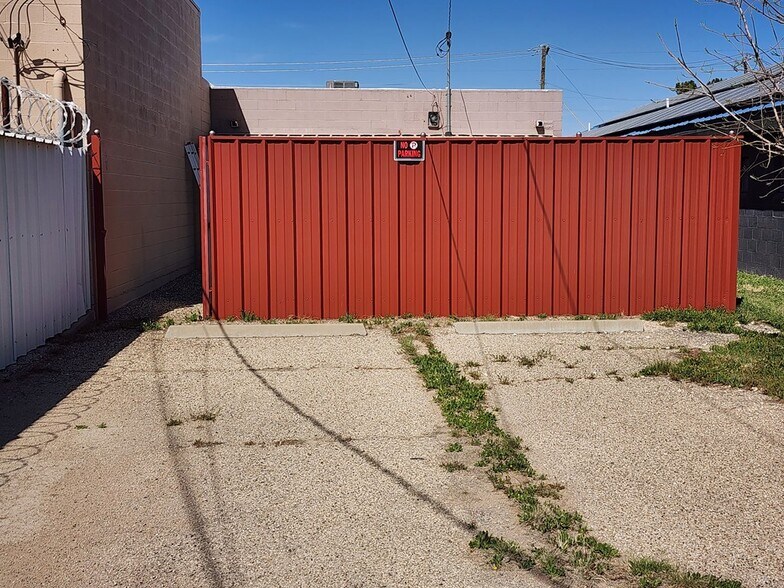 More Photos Of 2411 Kermit Hwy, Odessa Freestanding For Sale