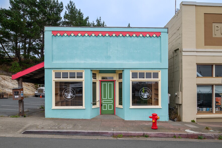 More Photos Of 235 Main Street s, Point Arena Storefront For Sale