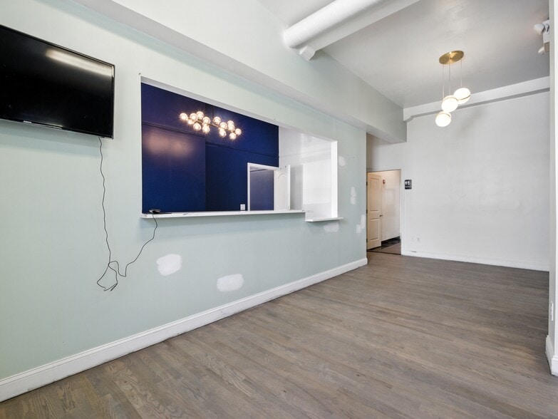 More Photos Of 538-540 62nd St, West New York Loft Creative Space For Lease