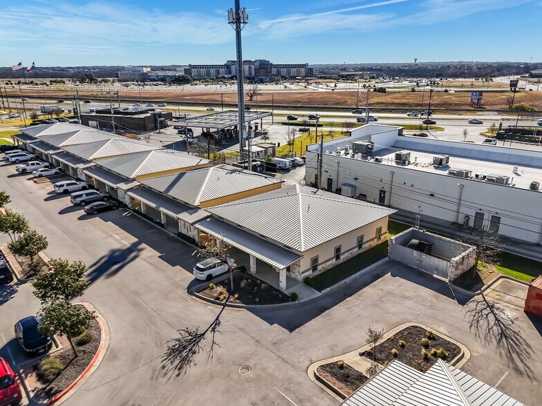 More Photos Of 3001 Joe Dimaggio Blvd, Round Rock Office For Sale