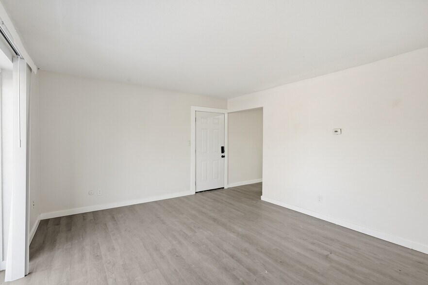 More Photos Of 9930 E 36th St S, Independence Apartments For Sale