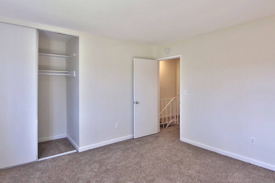 More Photos Of 345 N Batavia St, Orange Apartments For Sale