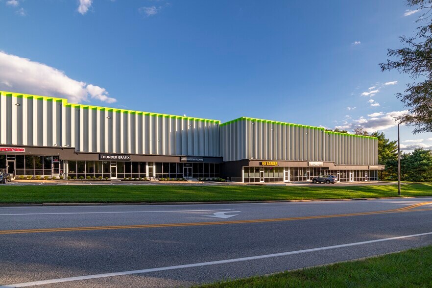 More Photos Of 6655 Dobbin Rd, Columbia Warehouse For Lease