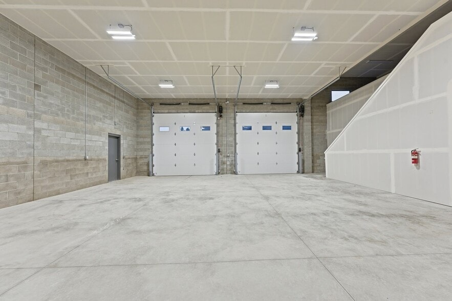 More Photos Of 15805 NE Caples Rd, Brush Prairie Warehouse For Lease