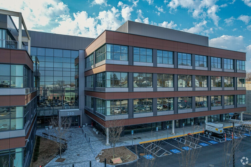More Photos Of 250 Arsenal Pl, Watertown Office For Sale