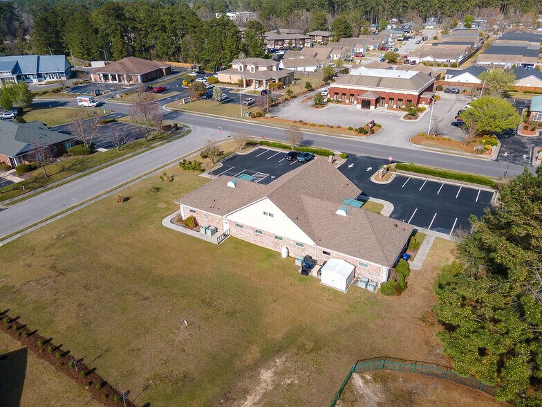 More Photos Of 43 Office Park Dr, Jacksonville Medical For Lease