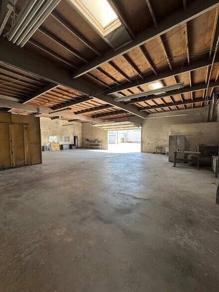 More Photos Of 11746 Washington Blvd, Whittier Auto Repair For Lease
