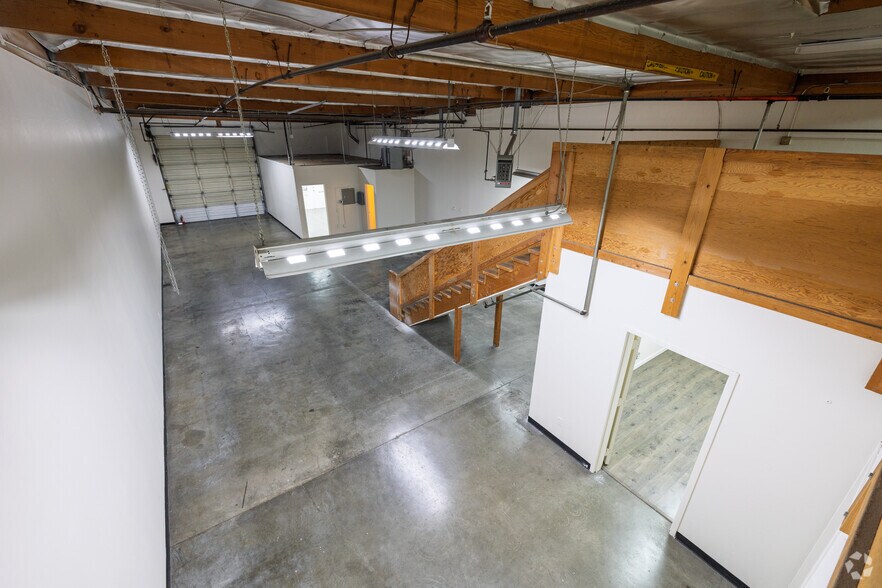 More Photos Of 299 Old County Rd, San Carlos Unknown For Lease