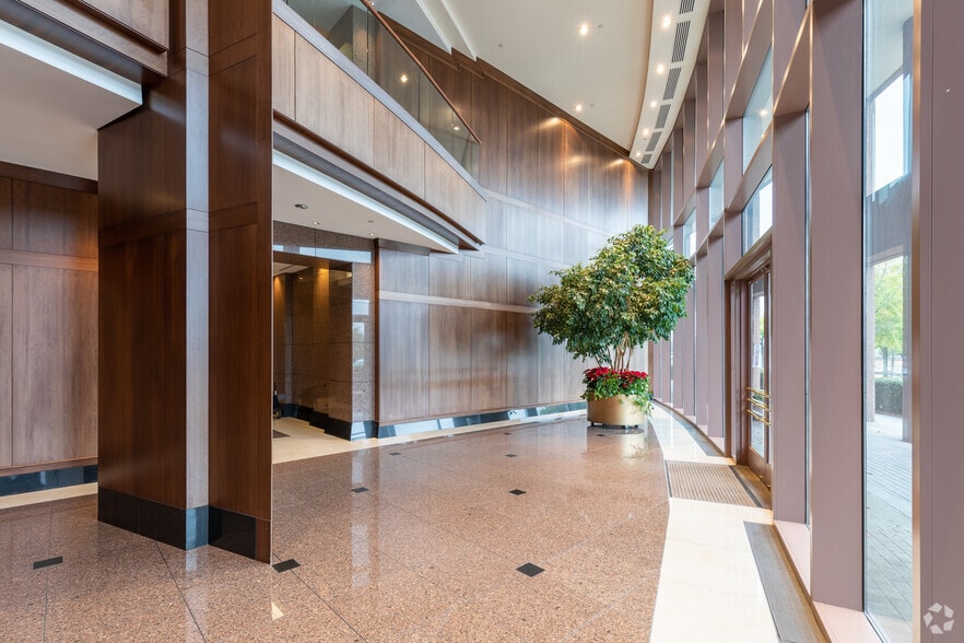 More Photos Of 4001 Carmichael Rd, Montgomery Office For Lease