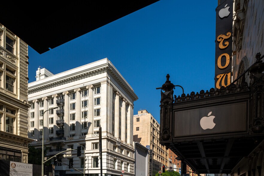 More Photos Of 761 S Broadway, Los Angeles Office Residential For Sale