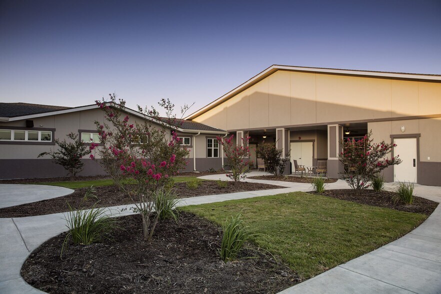 More Photos Of 7245 McArdle Rd, Corpus Christi Assisted Living For Sale