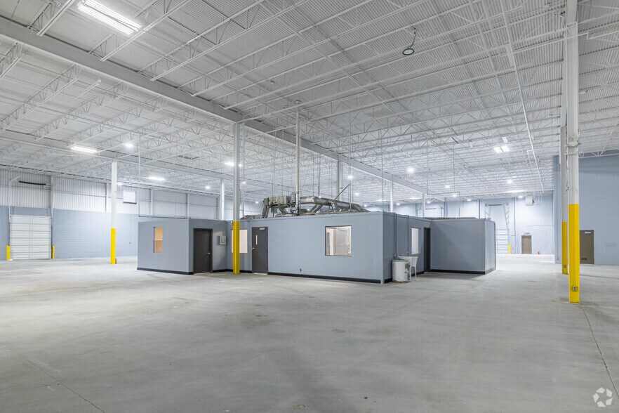 More Photos Of 780 King George Blvd, Savannah Warehouse For Lease