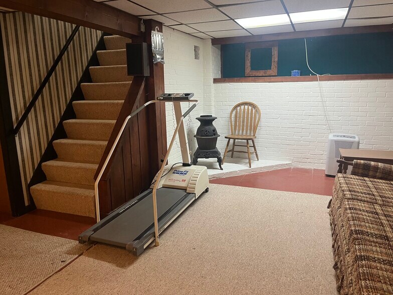 More Photos Of 451/457 Joffre Cherry Valley St, Burgettstown Multifamily For Sale