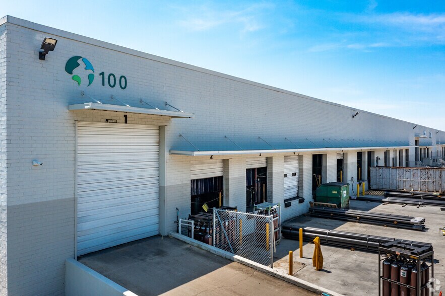 More Photos Of 100-200 Piedmont Ct, Doraville Warehouse For Lease