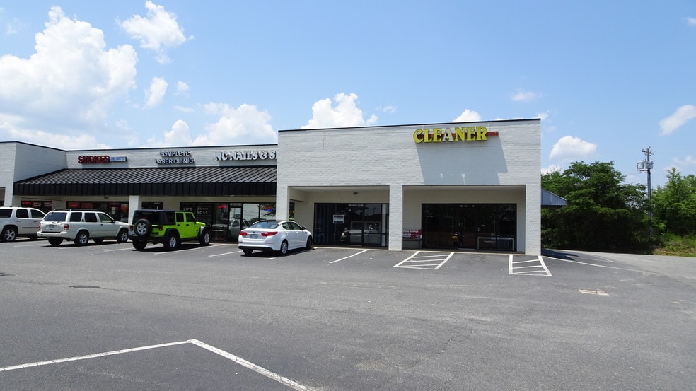 More Photos Of 480-510 River Hwy, Mooresville Unknown For Lease