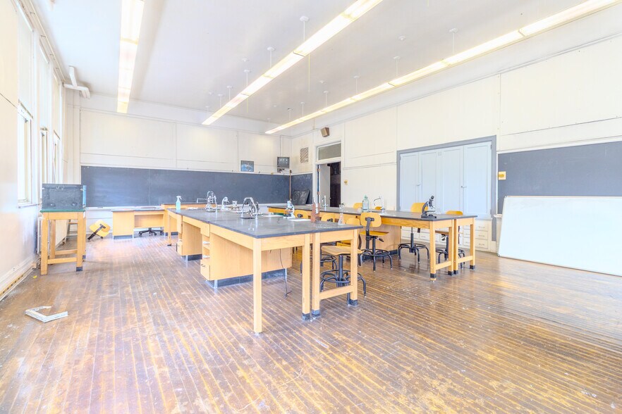 More Photos Of 747 Wallace Ave, Pittsburgh Land For Sale