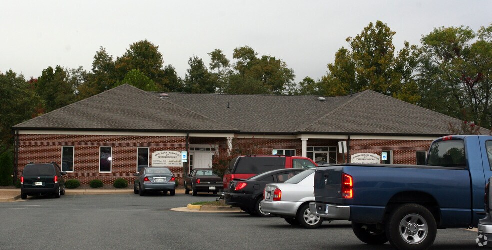 More Photos Of 210 Executive Center Pky, Fredericksburg Medical For Sale