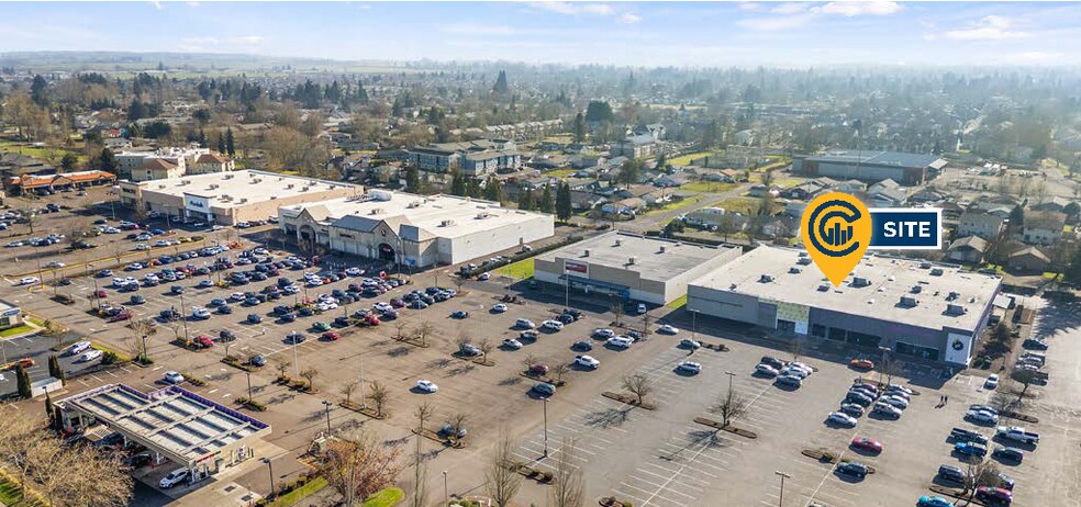 More Photos Of 1880 14th Ave SE, Albany Health Club For Sale