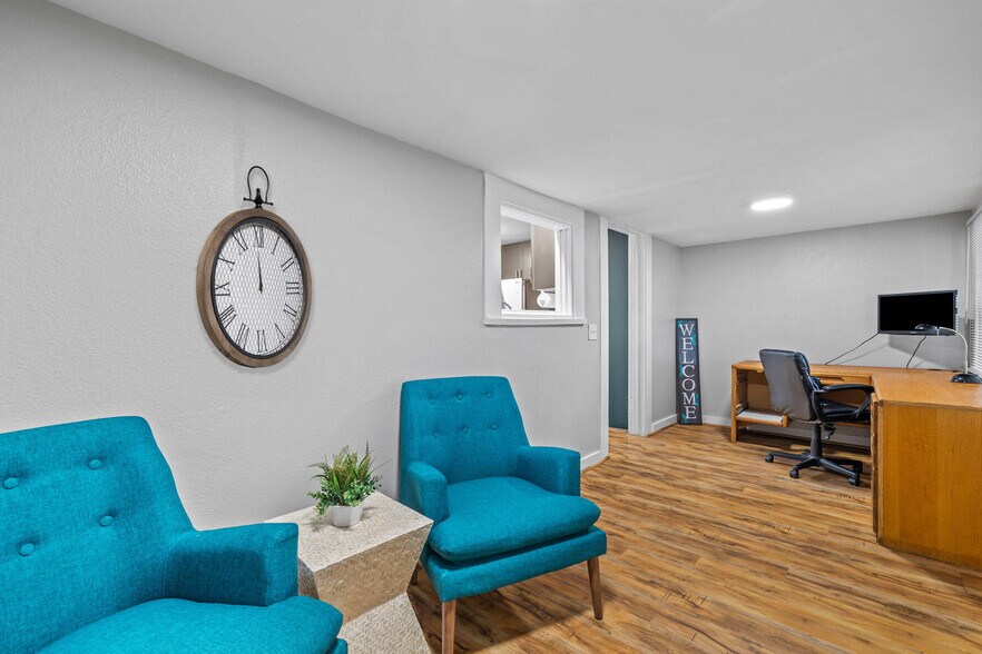 More Photos Of 404 W 3rd St, League City Manufactured Housing Mobile Home Park For Sale